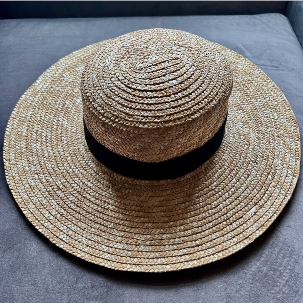 Gigi Pip Wide Brim Natural Straw Boater
Hat, NWT